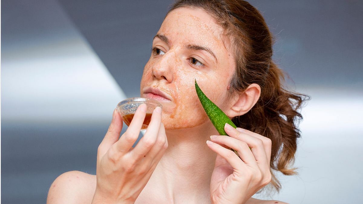 Aloe vera face mask 